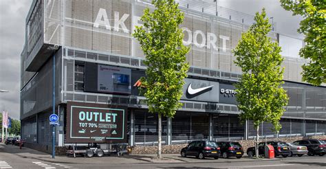 nike outlet zuidermolenweg|Nike osdorp.